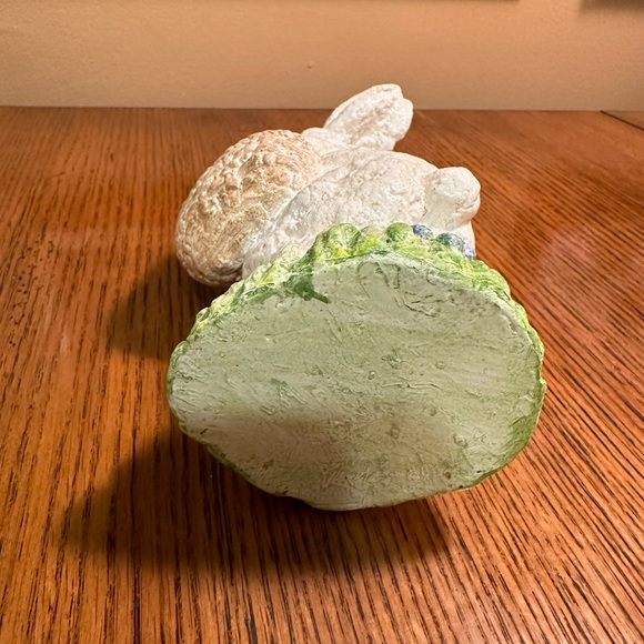 Chalkware Easter Bunny - Picture 4 of 5